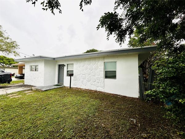 Meekins, 1025 NW 8th St, Hallandale Beach, Florida 33009, image 1