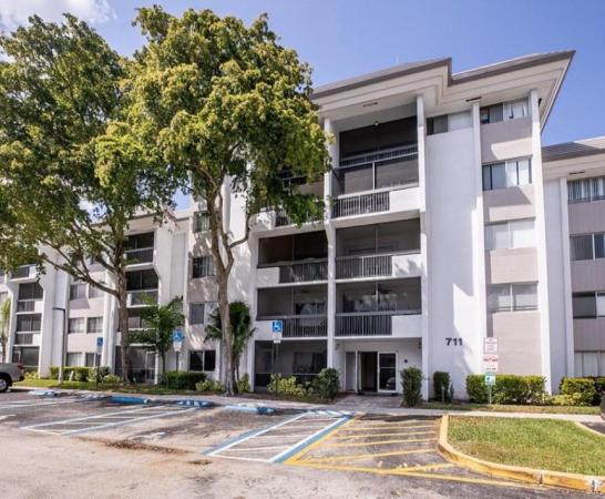 BelaSera At Pine Island, 711 N Pine Island Rd #106, Plantation, Florida 33324, image 1