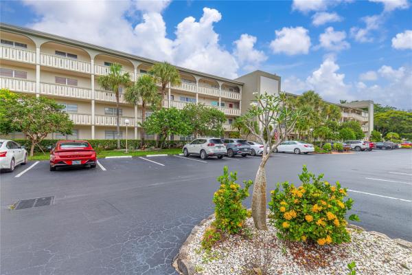 Eleuthera Village, 1804 Eleuthera Pt #K2, Coconut Creek, Florida 33066, image 1