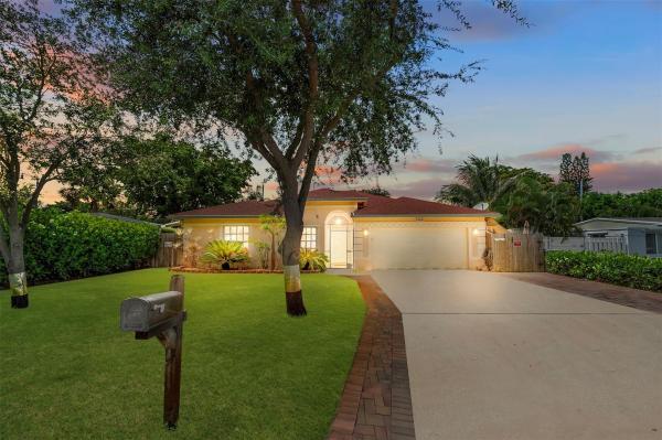 Collier Manor, 1383 NE 27th St, Pompano Beach, Florida 33064, image 1