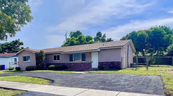 3811 NE 5th Ave, Deerfield Beach, Florida 33064, image 1