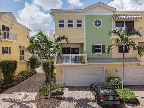 Harbor Vista Townhomes, 701 SE 16th St #4, Fort Lauderdale, Florida 33316, image 1