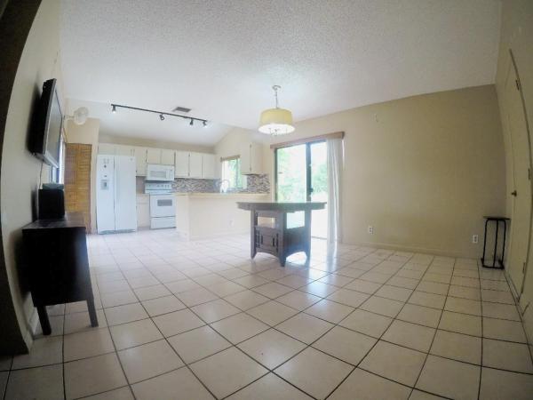 Lago West, 734 NW 132nd Ter, Plantation, Florida 33325, image 2