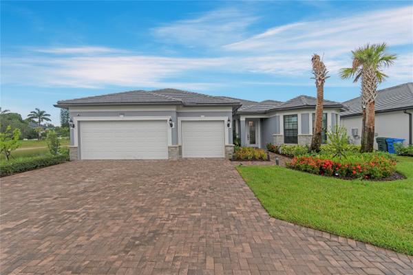 Oak Tree, 4566 Silverwood Ln N, Fort Lauderdale, Florida 33309, image 1