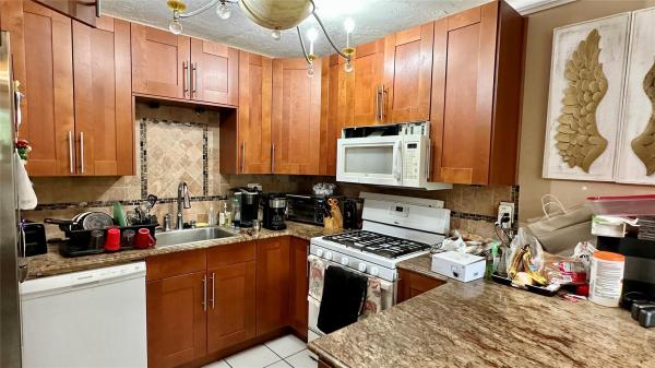 Amadale, 2749 NE 10th Ave, Wilton Manors, Florida 33334, image 3