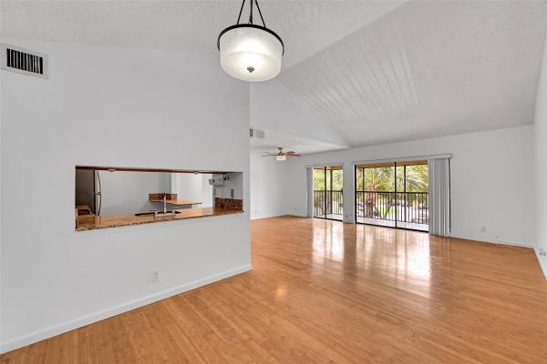 3007 N Oakland Forest Dr #302, Oakland Park, Florida 33309, image 1