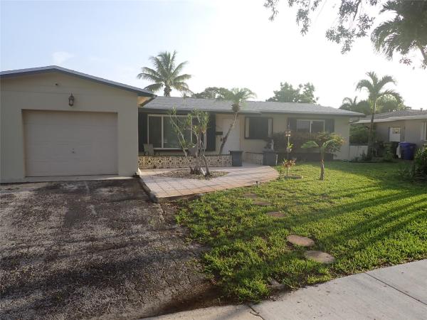 Pasadena Lakes, 8501 NW 19th St, Pembroke Pines, Florida 33024, image 1