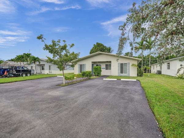 Island View, 829 SW 14th St, Fort Lauderdale, Florida 33315, image 1