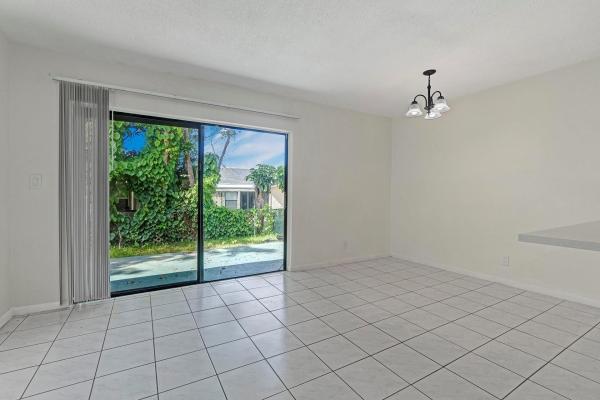 Pine Glen, 8160 NW 40th St, Coral Springs, Florida 33065, image 1