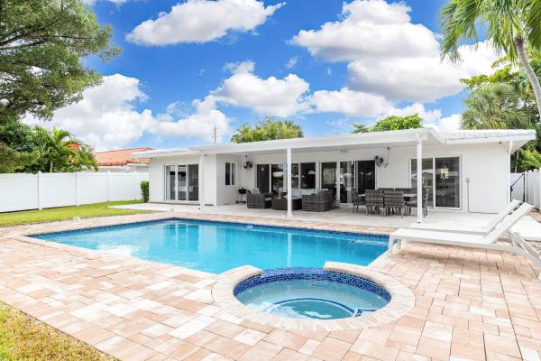 Lauder Gate Isles, 2031 NE 14th Ct, Fort Lauderdale, Florida 33304, image 1