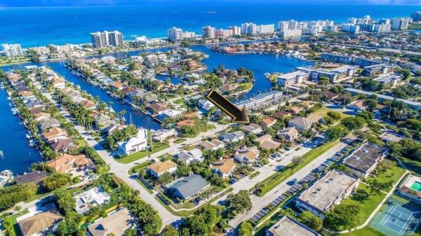 Marinello Estates, 3106 E Spanish Trl, Delray Beach, Florida 33483, image 1