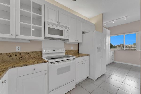 Southampton, 7623 Southampton Ter #412, Tamarac, Florida 33321, image 1