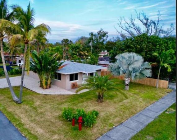 Pine Crest, 1001 NE 4th St, Pompano Beach, Florida 33060, image 1