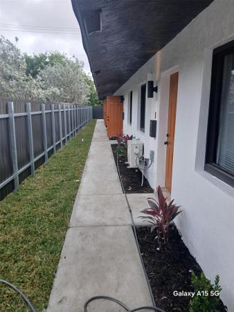 Scotts Park, 920 NW 8th Ave #1-4, Pompano Beach, Florida 33060, image 1