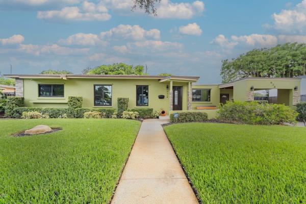 Lauderdale Manors, 936 NW 13th St, Fort Lauderdale, Florida 33311, image 1