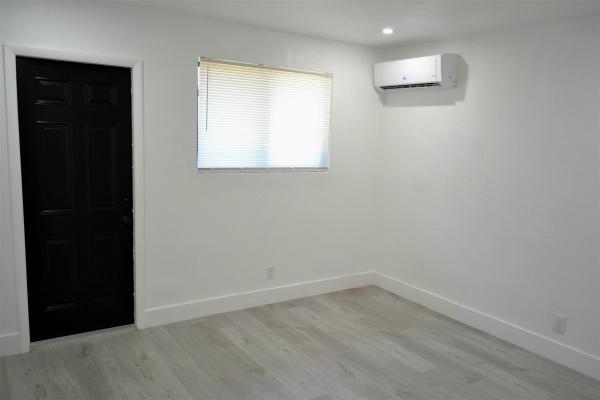 Scotts Park, 860 NW 8th Ave #1-4, Pompano Beach, Florida 33060, image 1