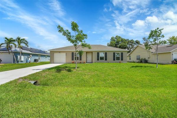 Sandhill Crossing, 2457 SE Tracy Ave, Port St. Lucie, Florida 34952, image 1