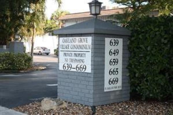 Oakland Grove Village, 649 W Oakland Park Blvd #211-A, Wilton Manors, Florida 33311, image 1