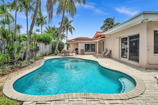 Hillsboro Shores, 3204 Beacon St, Pompano Beach, Florida 33062, image 1
