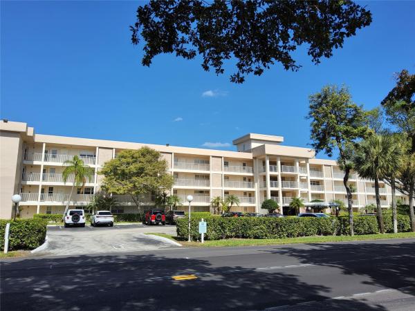 Palm-Aire Country Club 3, 3151 S Palm Aire Dr #309, Pompano Beach, Florida 33069, image 1