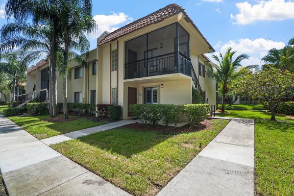 Racquet Club At Bonaventure, 410 Lakeview Dr #104, Weston, Florida 33326, image 1