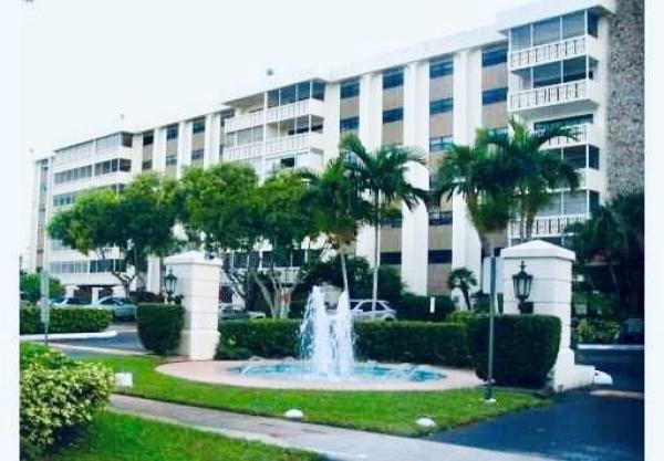 800 NE 195 St 307, Unincorporated Dade County, Florida 33179, image 1