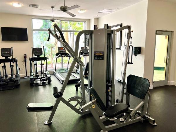 Radius, 1830 Radius Dr #703, Hollywood, Florida 33020, image 2