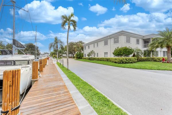 Bay Colony Club, 6449 Bay Club Dr #3, Fort Lauderdale, Florida 33308, image 1