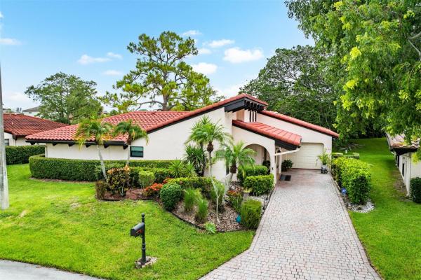 8104 Pine Cir #8104, Fort Lauderdale, Florida 33321, image 1