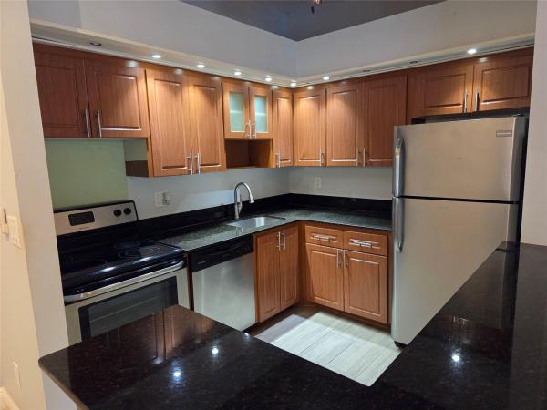 Clairmont, 10403 E Clairmont Cir #209, Tamarac, Florida 33321, image 1