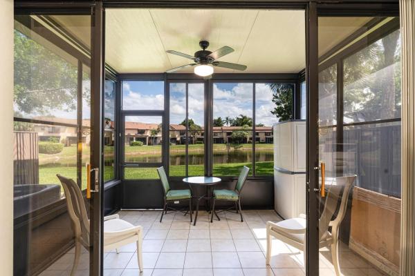 Karanda Village 3, 3960 F Cocoplum Cir #3658, Coconut Creek, Florida 33063, image 1