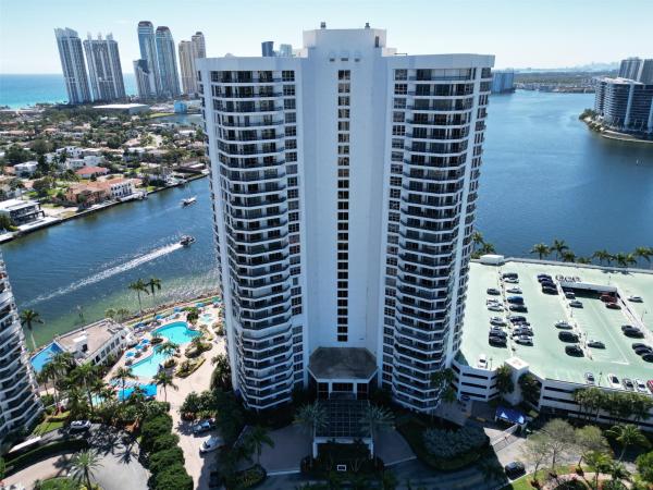 Mystic Pointe Tower 200, 19101 NE 36 Ct 904, Aventura, Florida 33180, image 1
