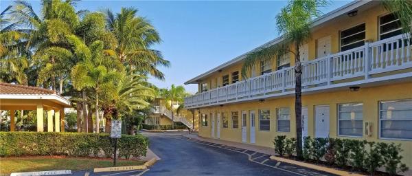 Azul At Kimberly Lake, 4051 NE 13th Ave #52-3, Oakland Park, Florida 33334, image 1
