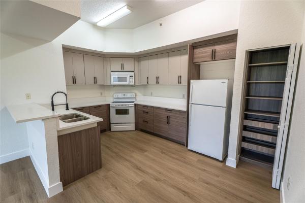 Riverside Villas At Coral Springs, 2801 Riverside Dr #301, Coral Springs, Florida 33065, image 1