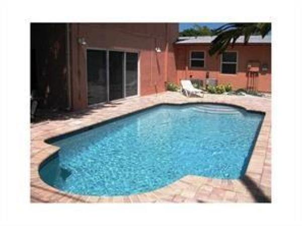 Middle River Terrace, 1643 NE 8th Ave, Fort Lauderdale, Florida 33305, image 1