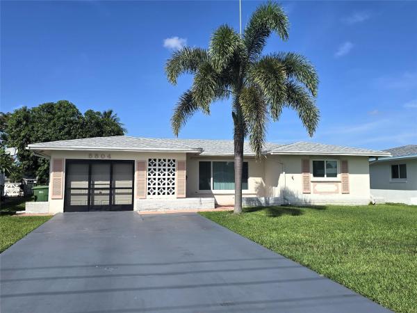 Mainlands Of Tamarac Lakes, 5804 NW 70th Ave, Tamarac, Florida 33321, image 1