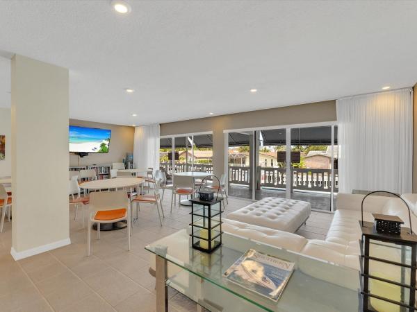 Winston House, 3050 NE 47th Ct #204, Fort Lauderdale, Florida 33308, image 3