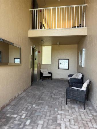 Regal Shores South At Coral Lakes, 5914 Regal Glen Dr #205, Boynton Beach, Florida 33437, image 3