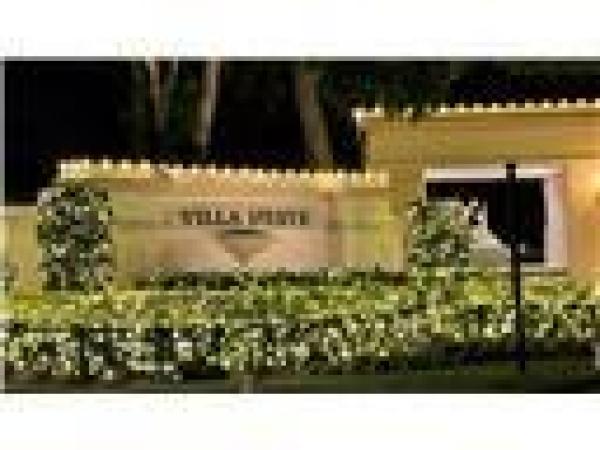 Villa D'Este, 548 N Deer Creek Via Genova, Deerfield Beach, Florida 33442, image 1