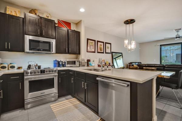 Eastside Village, 4228 N Dixie Hwy #103, Oakland Park, Florida 33334, image 1