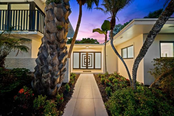 Garden Manor, 13845 SW 73rd Ct, Palmetto Bay, Florida 33158, image 1