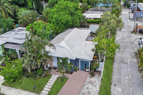 College Park, 339 Dartmouth Dr, Lake Worth Beach, Florida 33460, image 1