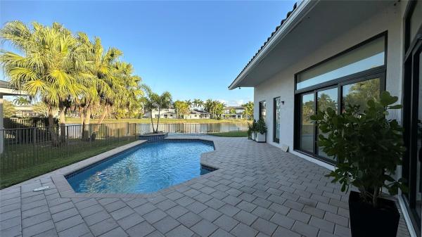 Jardin, 2550 Jardin Ter, Weston, Florida 33327, image 1