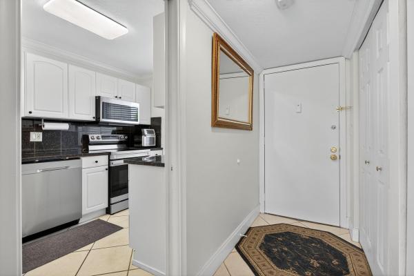 Las Vistas In Inverrary, 3551 Inverrary Dr #312, Lauderhill, Florida 33319, image 1