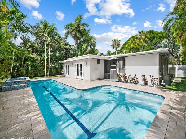 Macarthur Park, 714 NE 16th Ave, Fort Lauderdale, Florida 33304, image 1