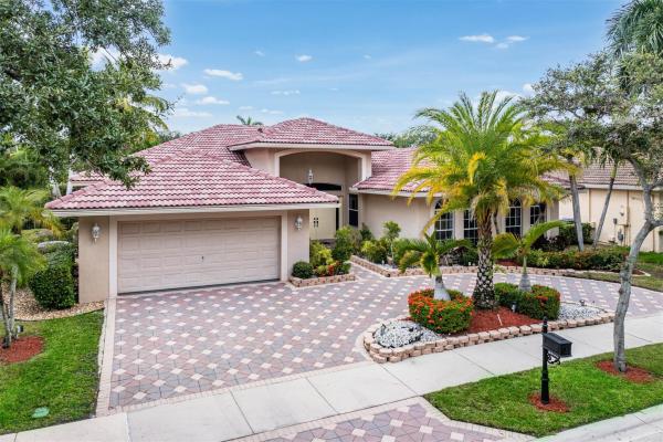Oak Ridge, 3852 Oak Ridge Cir, Weston, Florida 33331, image 1