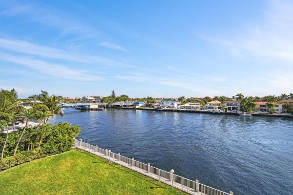 Royal Mariner, 3100 NE 49th St #403, Fort Lauderdale, Florida 33308, image 1