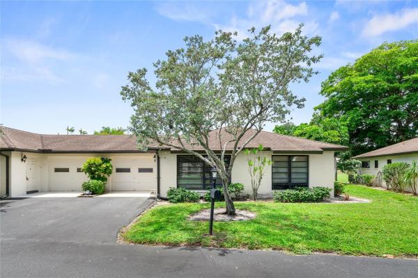 Greentree Villas, 4763 Quailwood Cres #B, Boynton Beach, Florida 33436, image 1