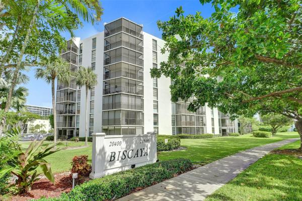 Biscaya, 20400 W Country Club Dr #118, Aventura, Florida 33180, image 1