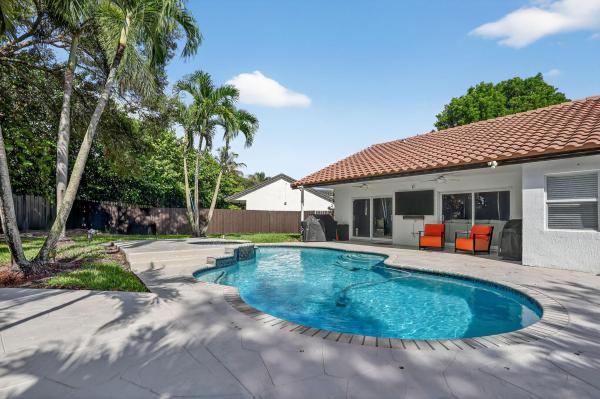 Tall Trees, 7500 NW 47th Ave, Coconut Creek, Florida 33073, image 1